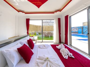 Villa İncir Çavdır Korunaklı Havuz 23