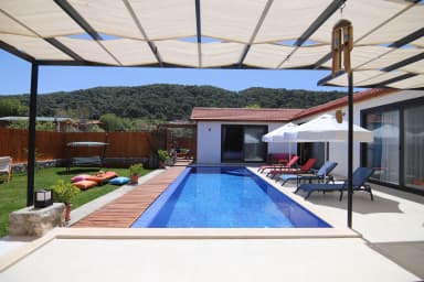 Villa Busem Korunaklı Havuz 98