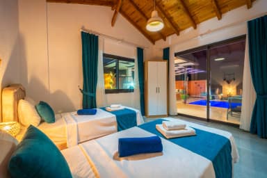 Villa Busem Korunaklı Havuz 38