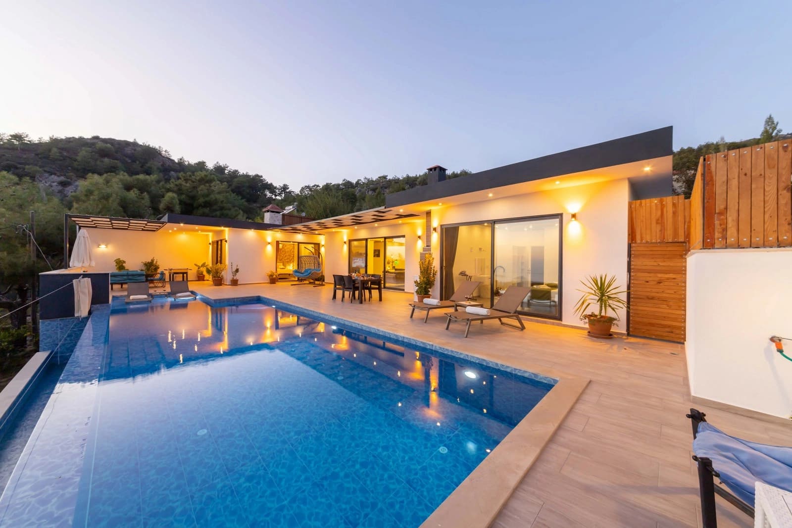 Villa Azra İslamlar Korunaklı Havuz 36