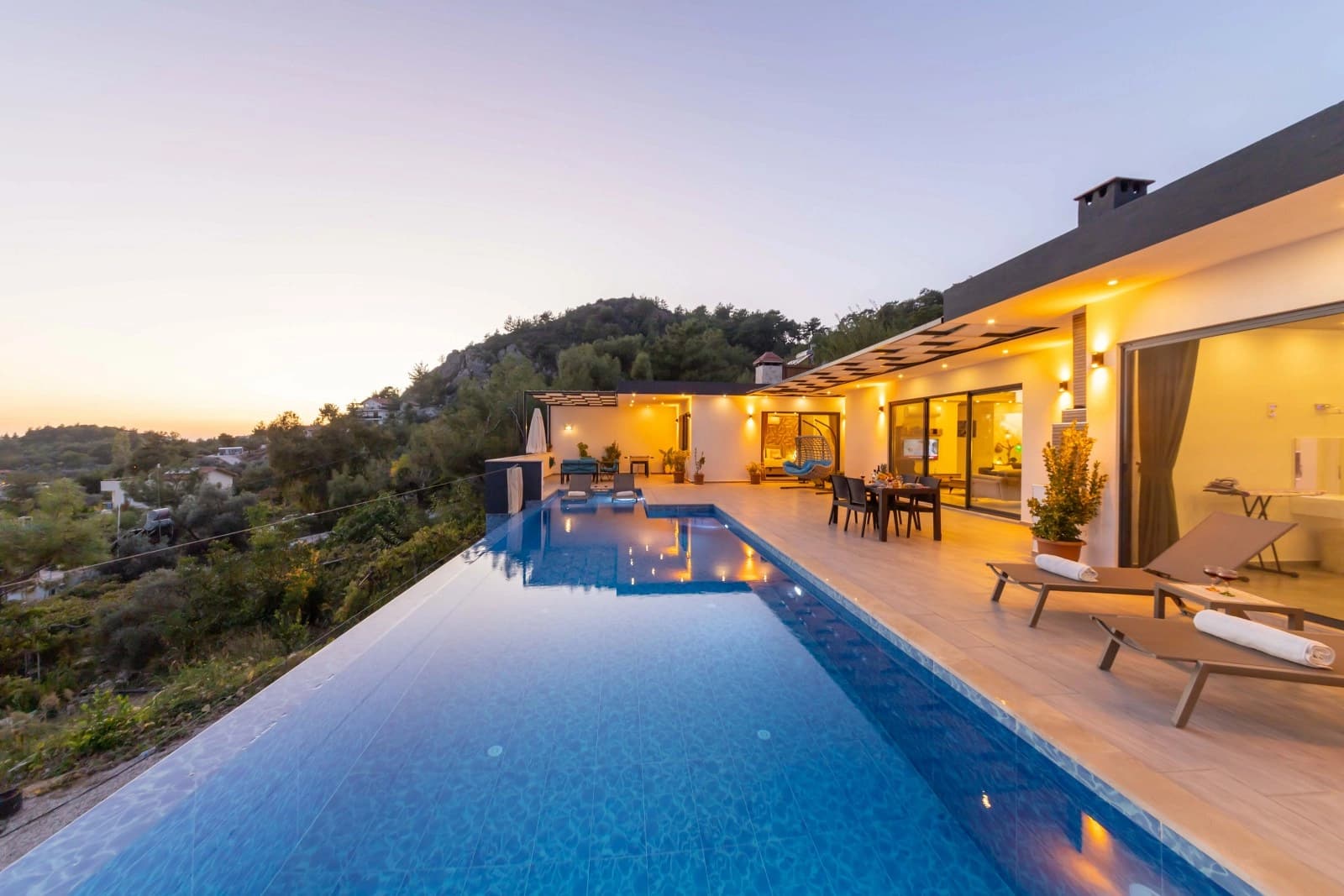 Villa Azra İslamlar Korunaklı Havuz 50