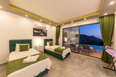 Villa Azra İslamlar Korunaklı Havuz 72