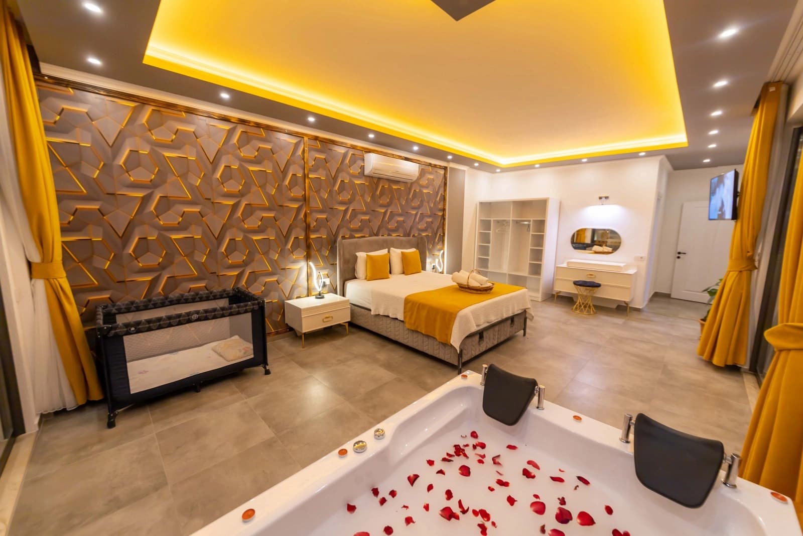 Villa Azra İslamlar Korunaklı Havuz 58