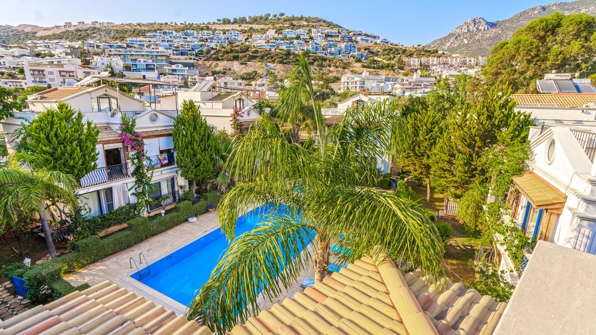 Apart Leo Özel Havuzlu 34