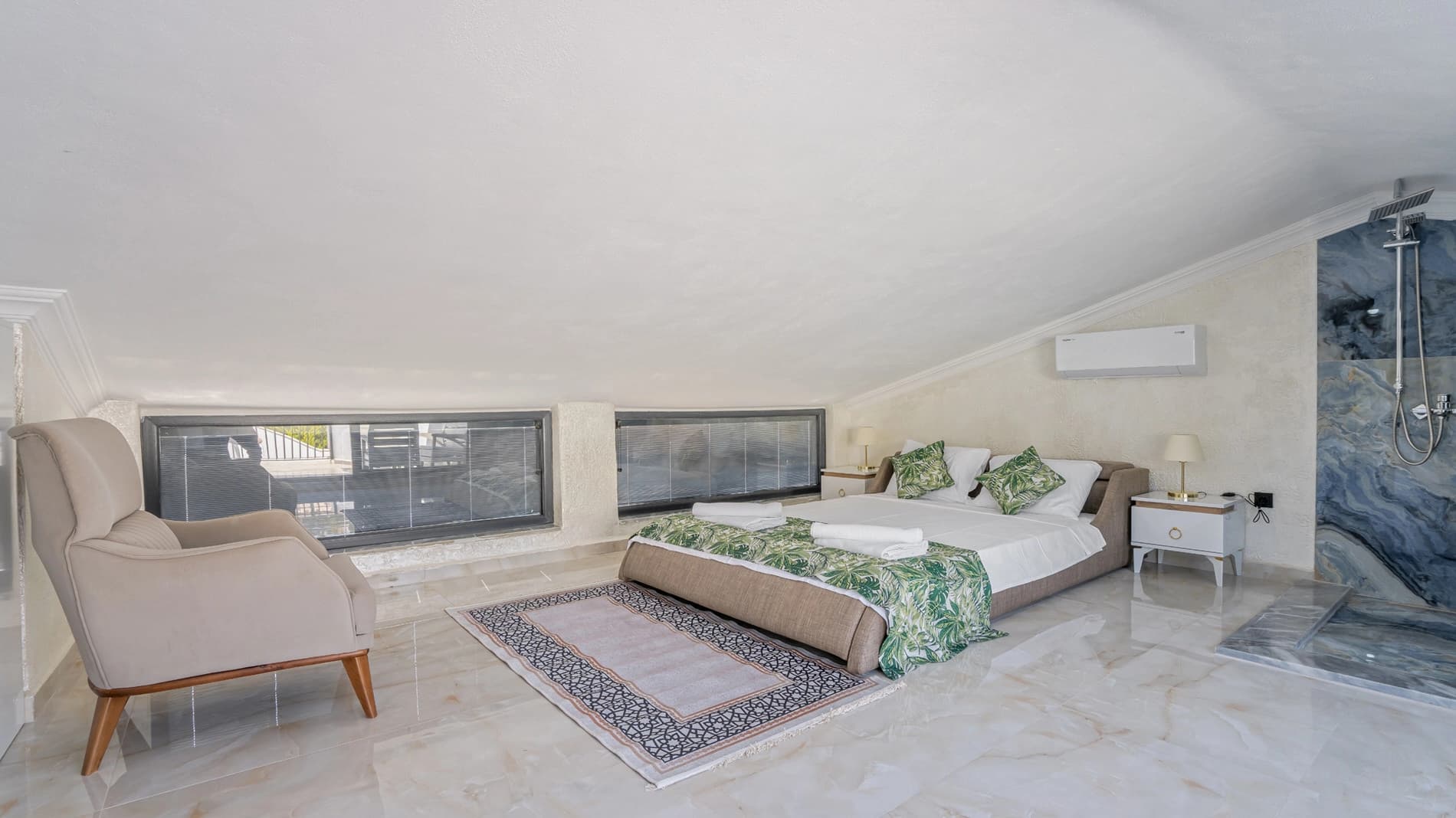 Apart Leo Özel Havuzlu 28