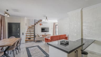 Apart Leo Özel Havuzlu 90