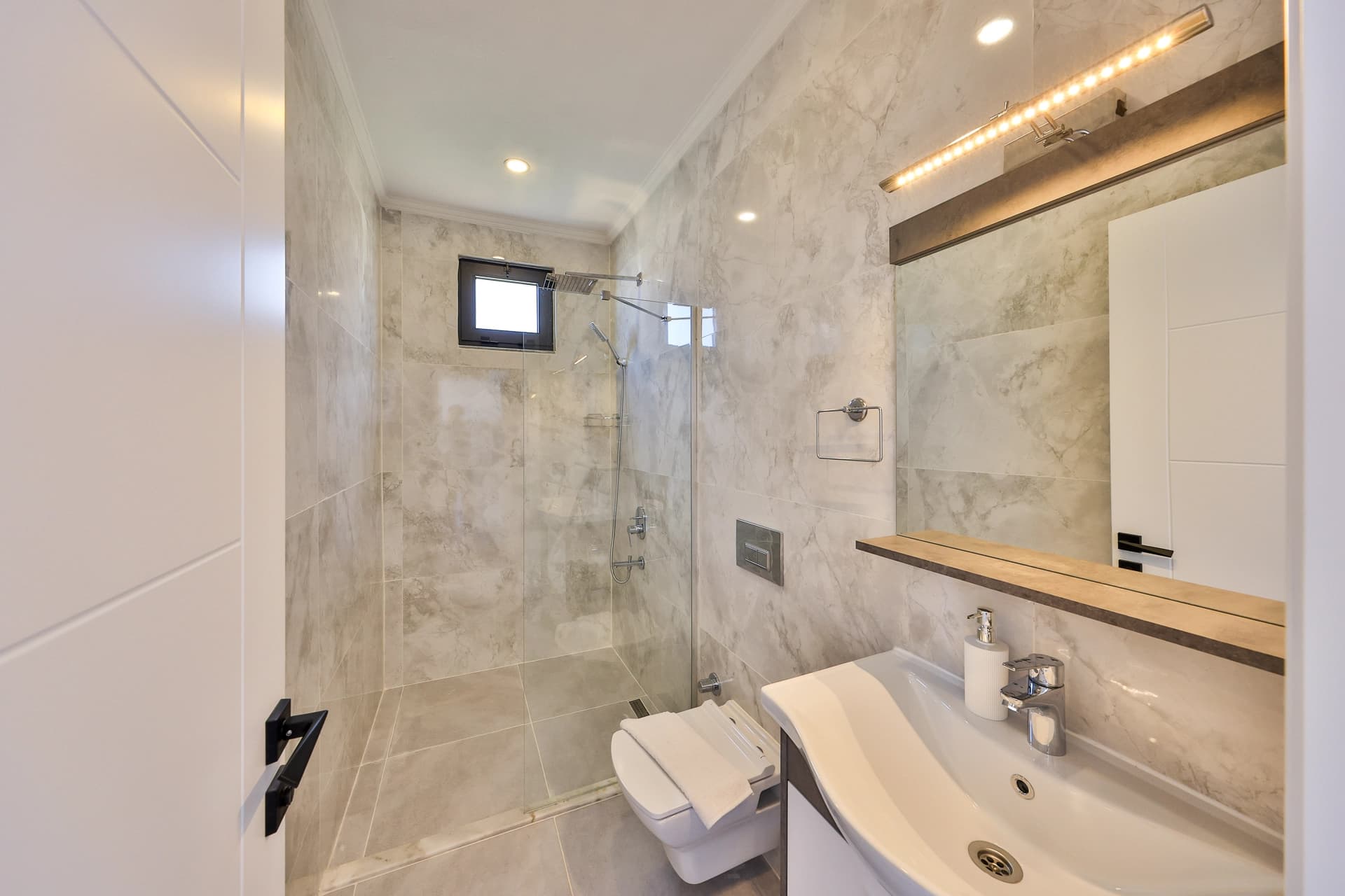 Villa Norton Korunaklı Havuz 17