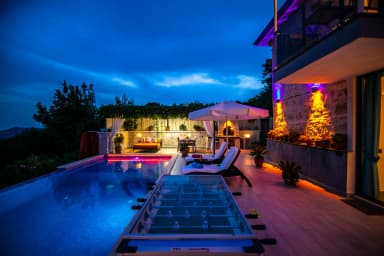 Villa Dia Korunaklı Havuz 62