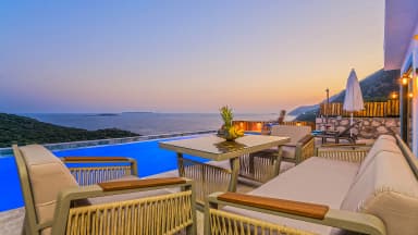 Villa Nevra Özel Havuzlu 64