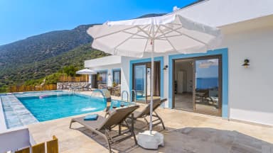 Villa Nevra Özel Havuzlu 42