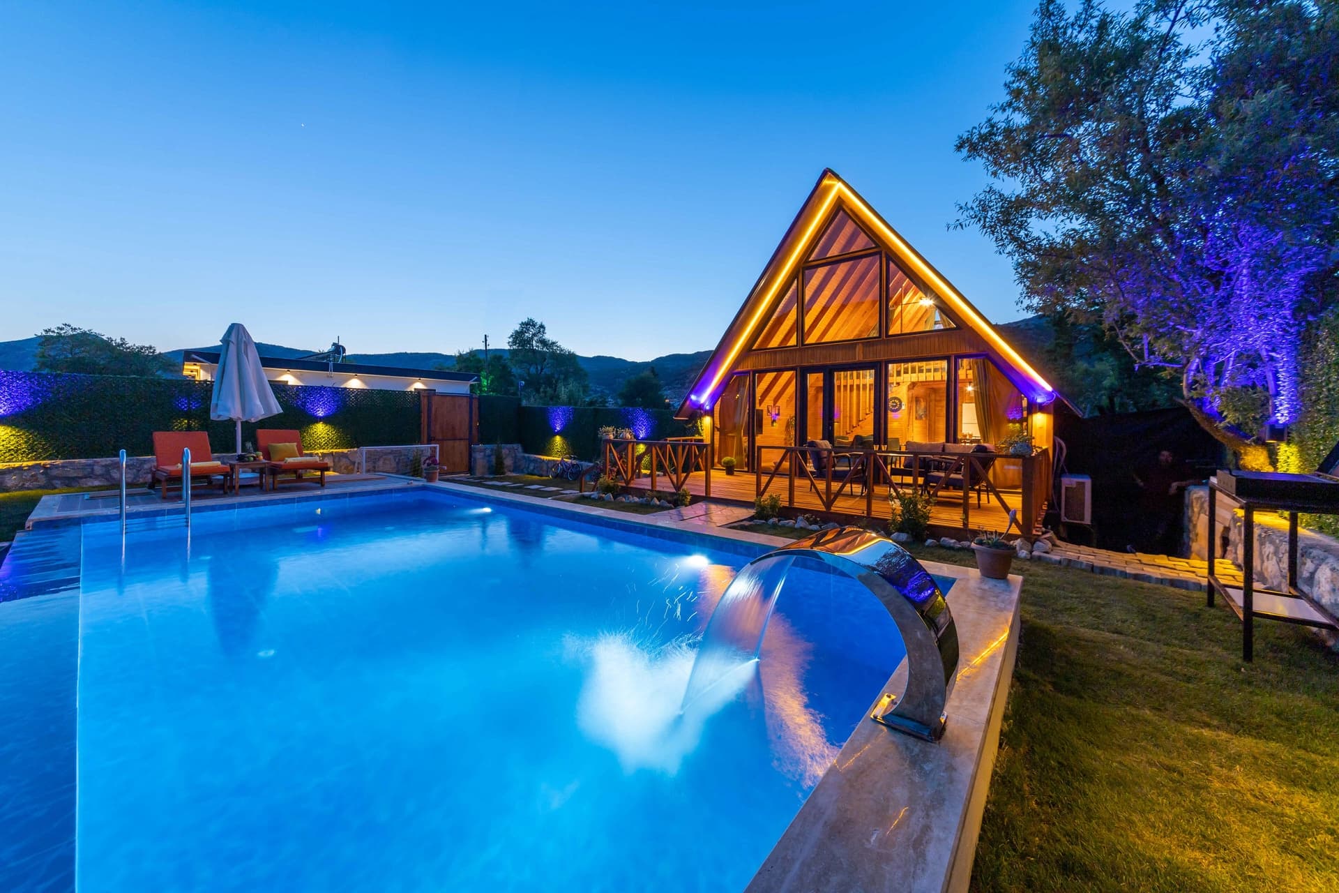 Villa Sempatik Korunaklı Havuz 25