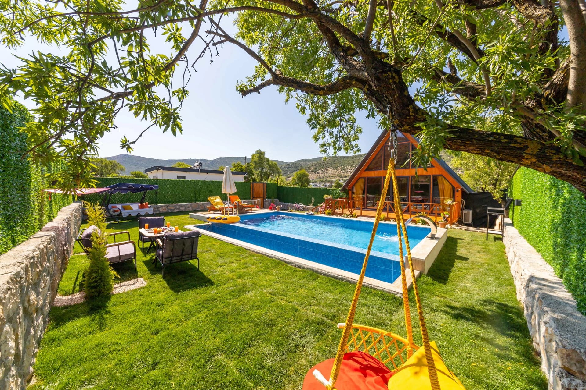 Villa Sempatik Korunaklı Havuz 87