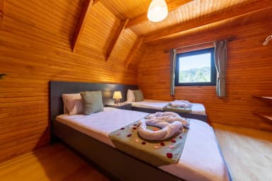 Villa Sempatik Korunaklı Havuz 33