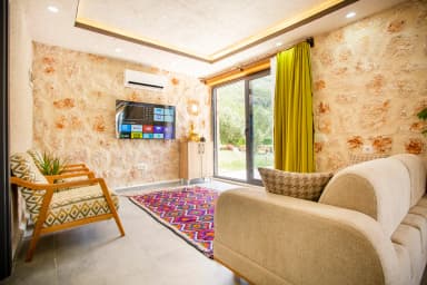 Villa Menesa Korunaklı Havuz 93