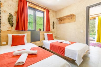 Villa Menesa Sarıbelen 32