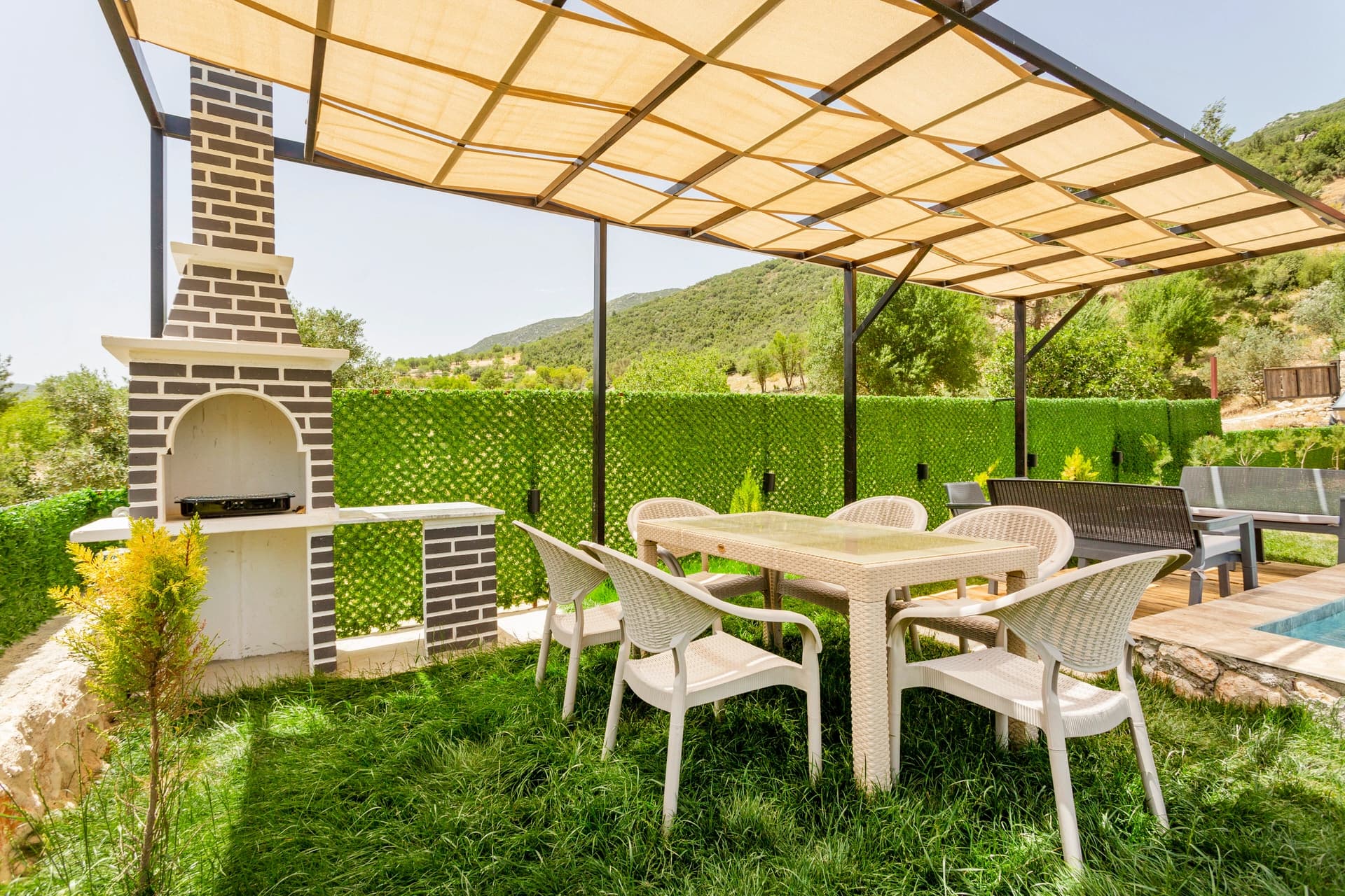 Villa Menesa Korunaklı Havuz 71