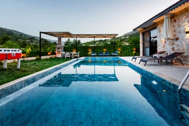 Villa Menesa Korunaklı Havuz 37
