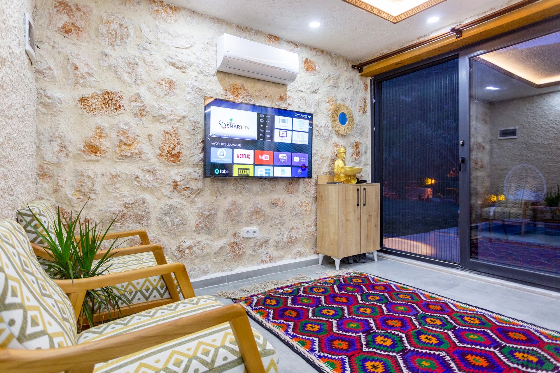 Villa Menesa Korunaklı Havuz 45