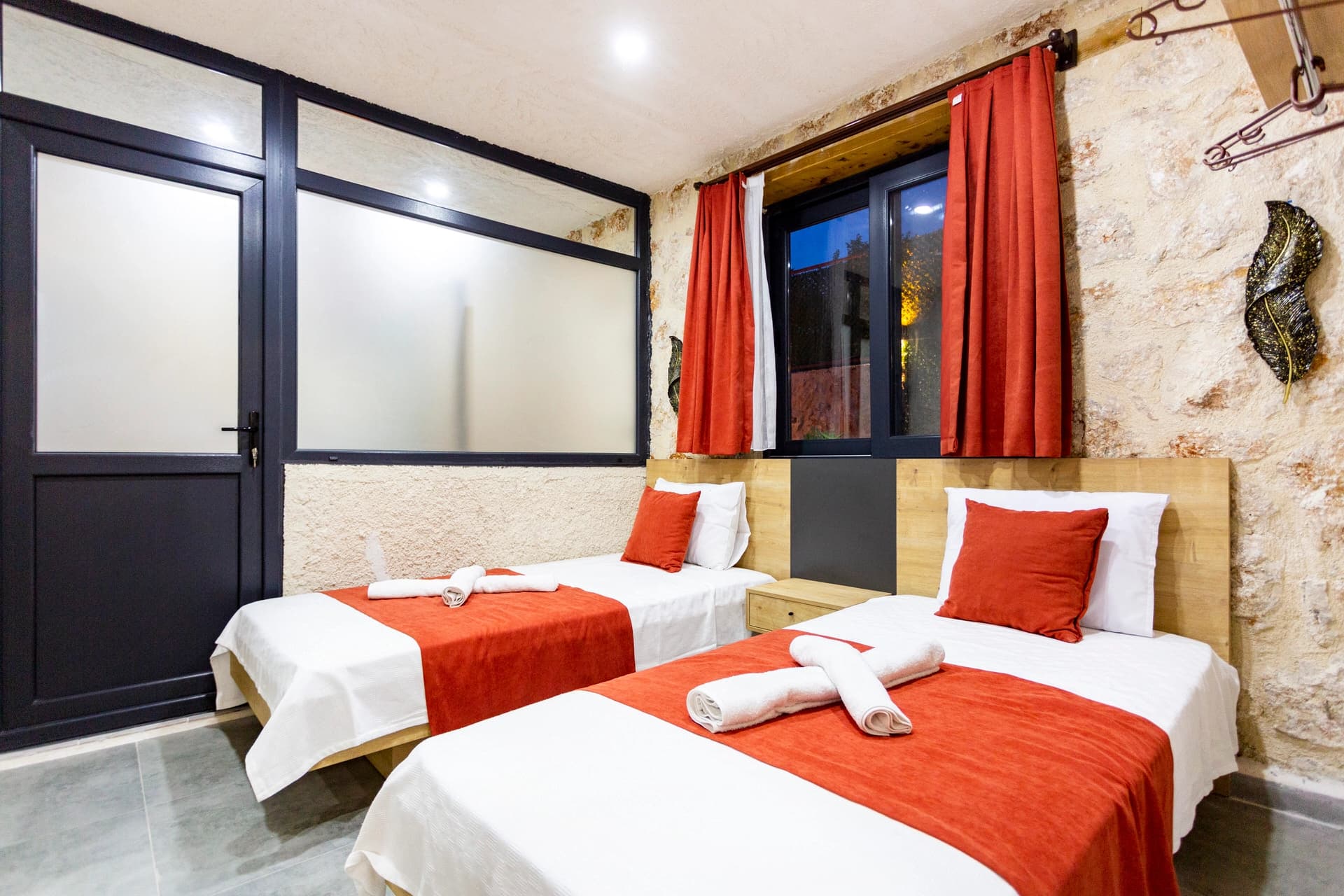 Villa Menesa Korunaklı Havuz 39