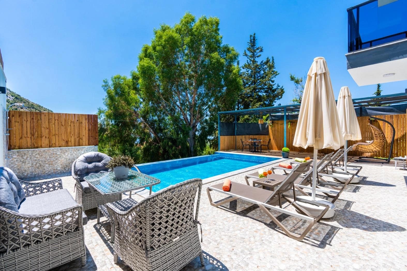 Villa Lilium Korunaklı Havuz 29