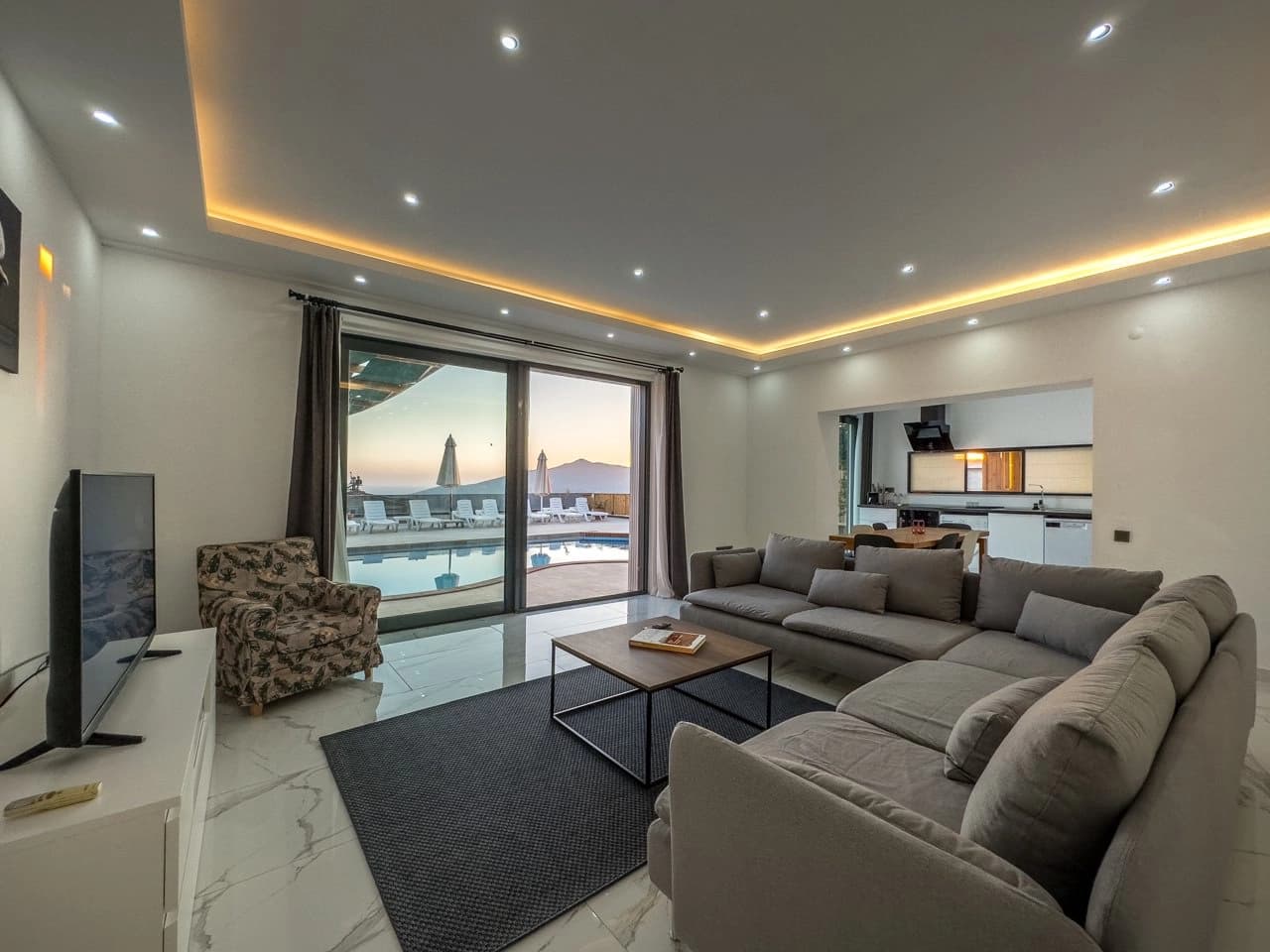 Villa Kumsal 1 Korunaklı Havuz 11