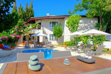 Villa Tramonto Korunaklı Havuz 31