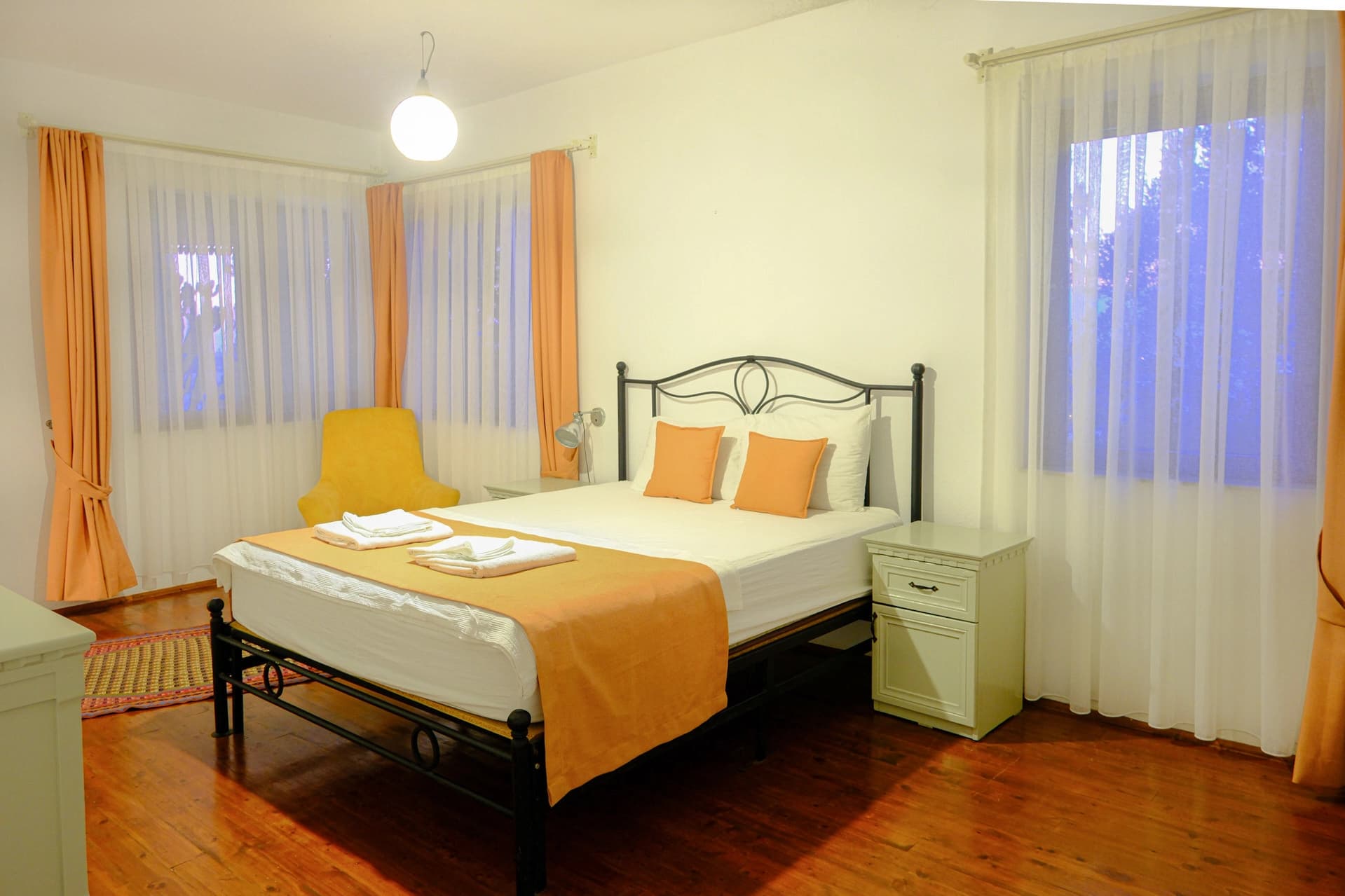 Villa Tramonto Korunaklı Havuz 13