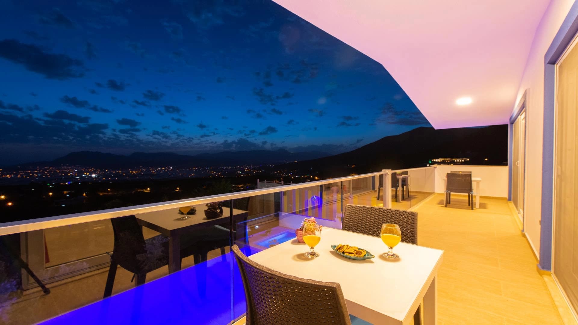 Villa Manolya 1 Korunaklı Havuz 68