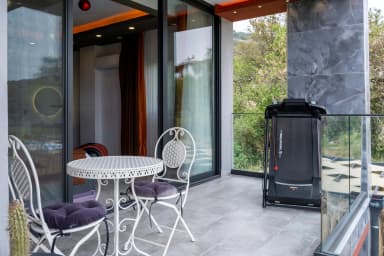 Villa Azores Korunaklı Havuz 81