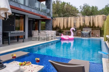 Villa Azores Korunaklı Havuz 37