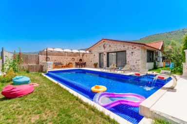 Villa Opulent Korunaklı Havuz 38
