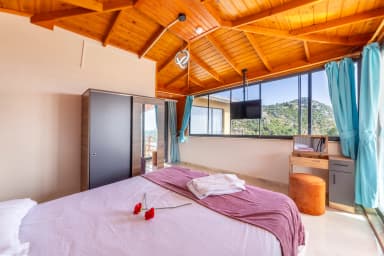 Villa Orpheus Korunaklı Havuz 40