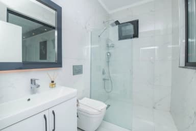 Villa Dilay Korunaklı Havuz 44