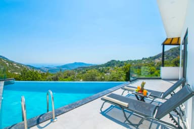 Villa Dilay Korunaklı Havuz 42