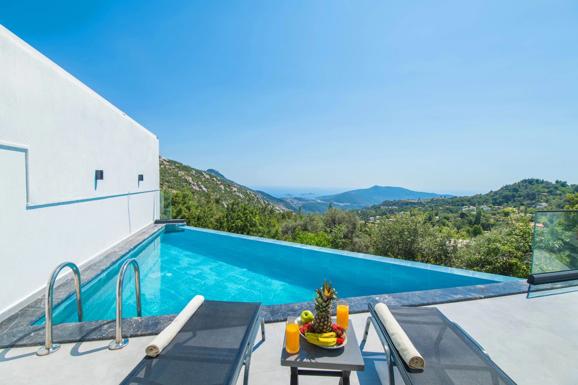 Villa Dilay Korunaklı Havuz 84