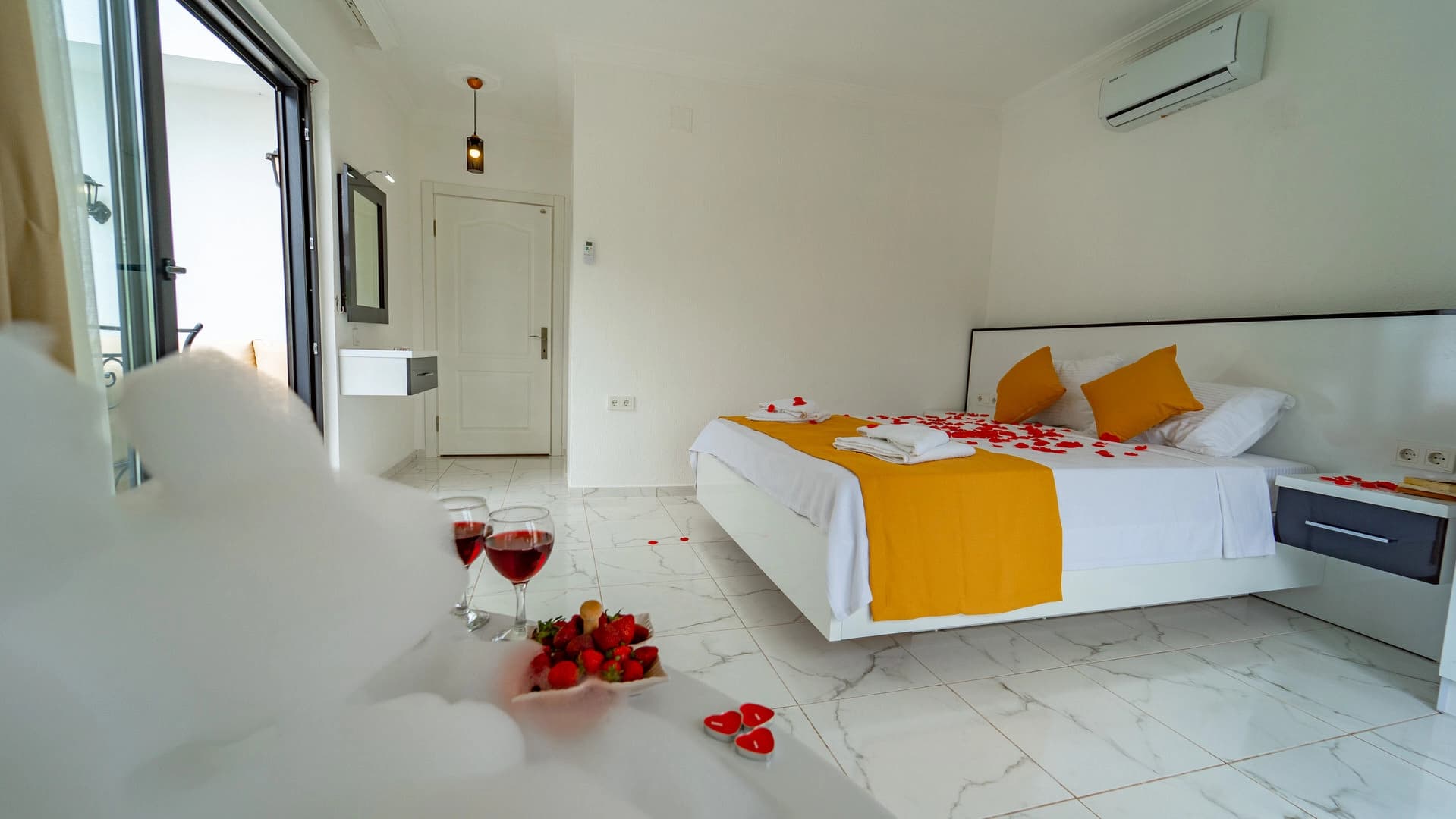 Villa Akkız Korunaklı Havuz 64