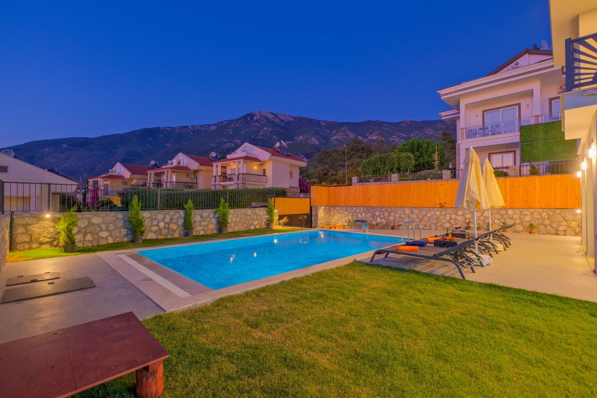 Villa Santorini Fethiye Korunaklı Havuz 96