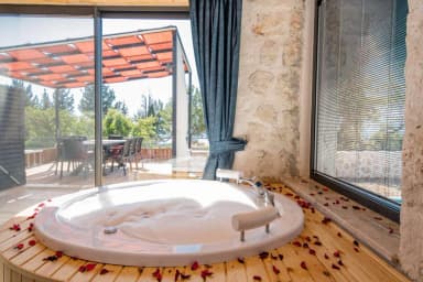 Villa İlkyaz Duo Korunaklı Havuz 69