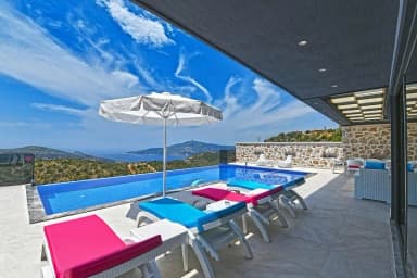 Villa Survival Isıtmalı Havuz 39