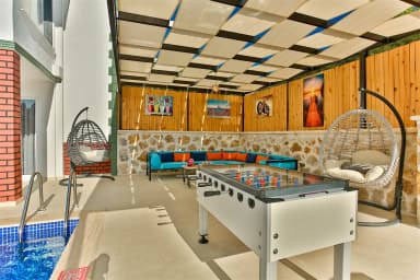 Villa Doğan Korunaklı Havuz 84