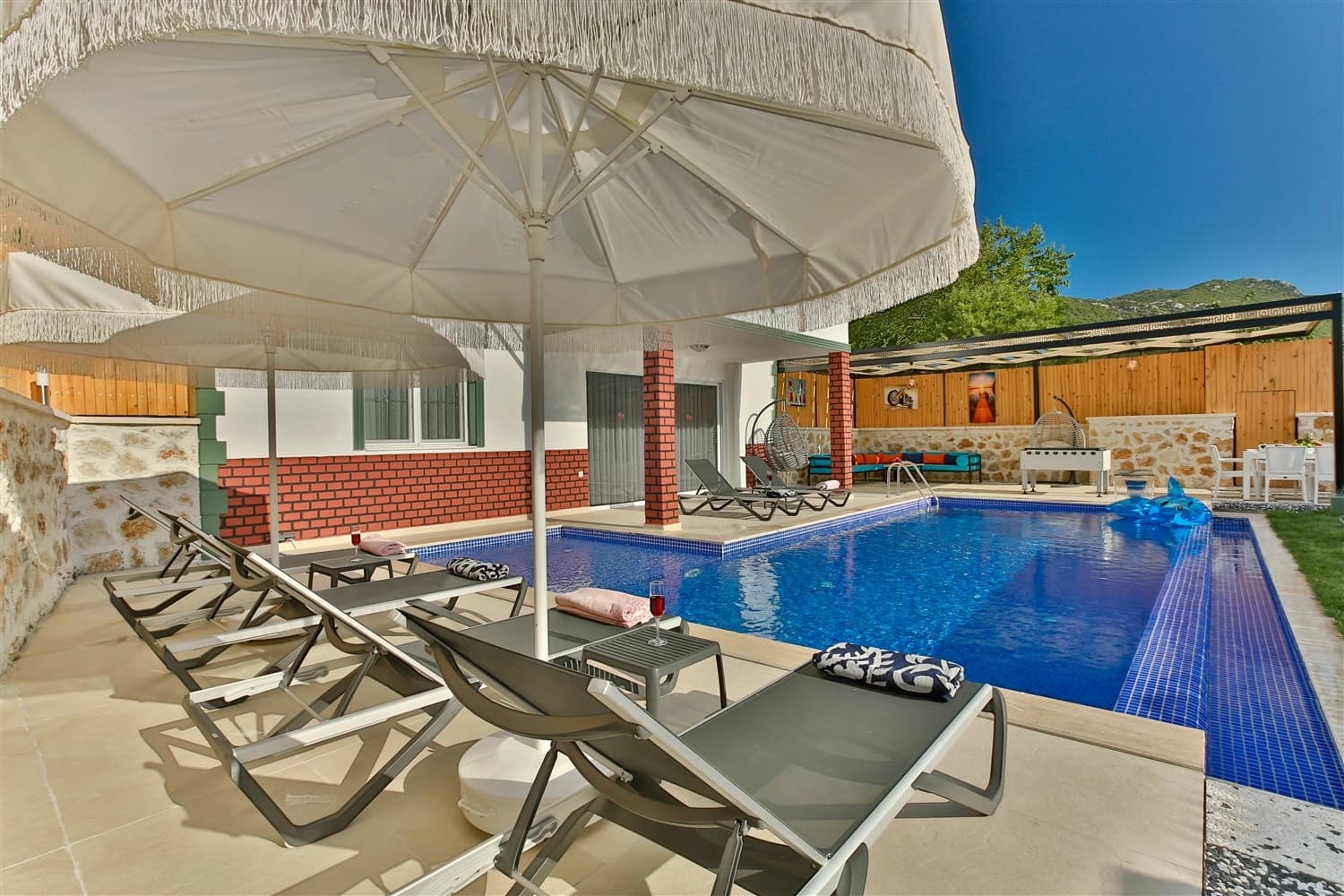 Villa Doğan Korunaklı Havuz 28