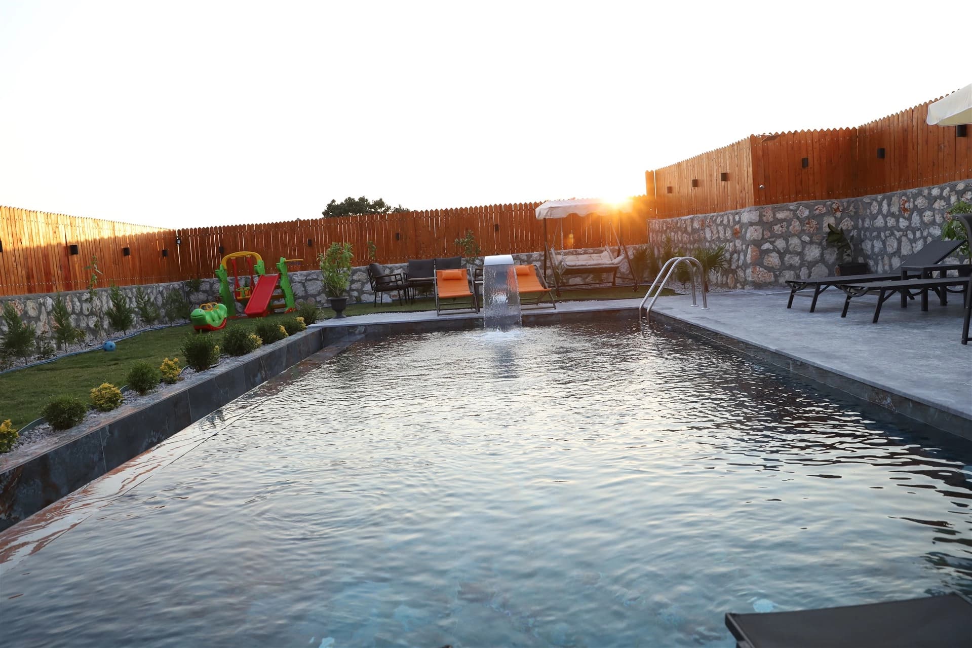 Villa Özkan Korunaklı Havuz 28