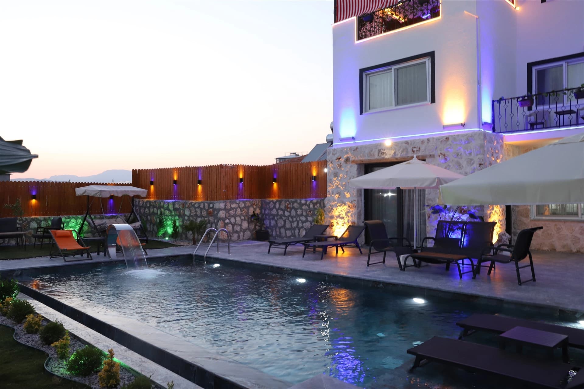 Villa Özkan Korunaklı Havuz 70