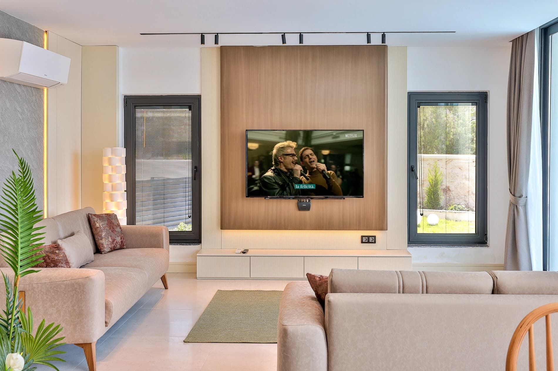 Villa Barlas Çocuk Havuzu 17