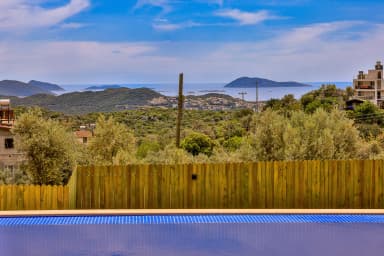 Villa Albedo Blue Korunaklı Havuz 90