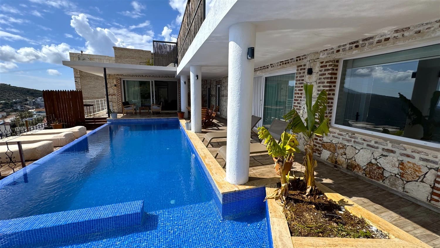 Villa Samui Korunaklı Havuz 22
