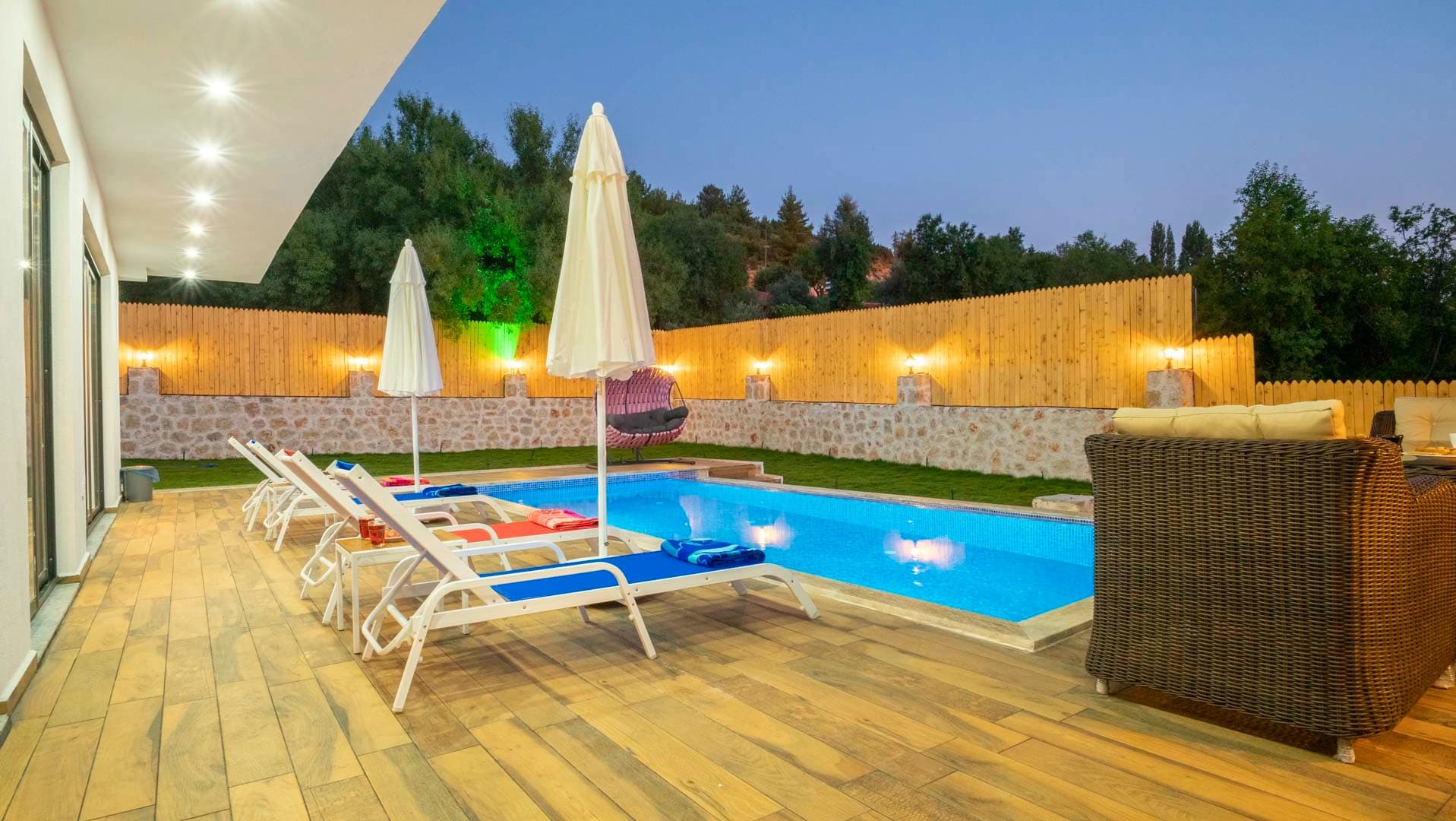 Villa Palas Korunaklı Havuz 70