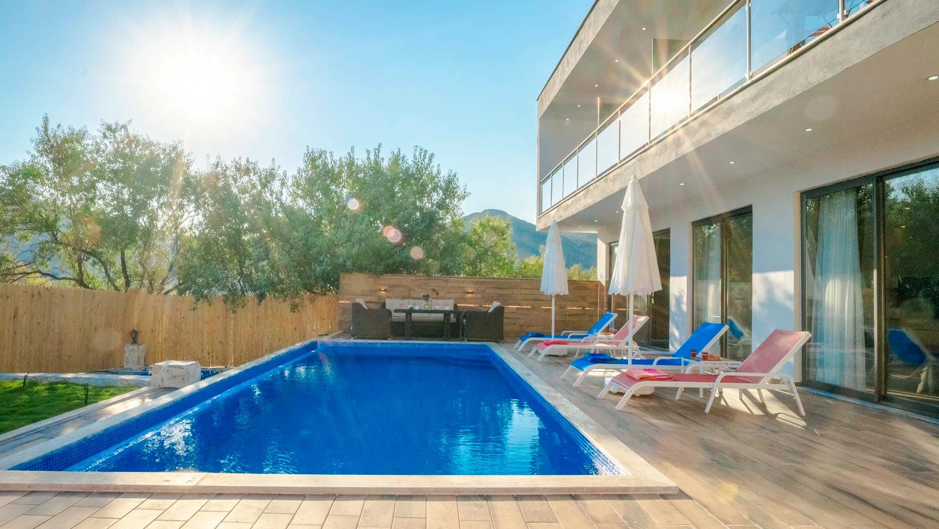 Villa Palas Korunaklı Havuz 28