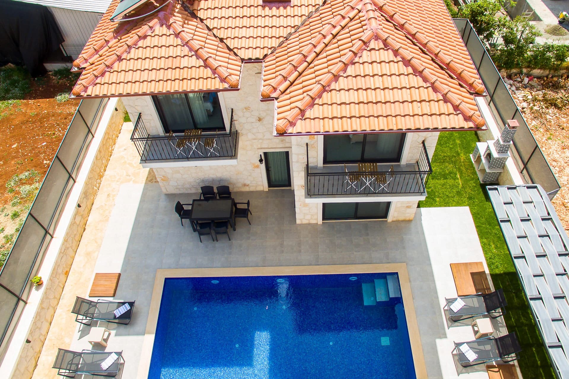 Villa Kaşlı 2 Korunaklı Havuz 24