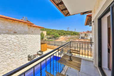 Villa Kaşlı 2 Korunaklı Havuz 32